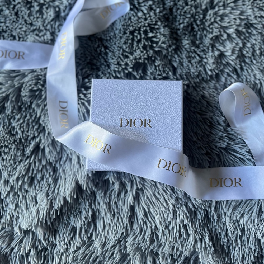 Small Dior Box - Picture 2 of 4